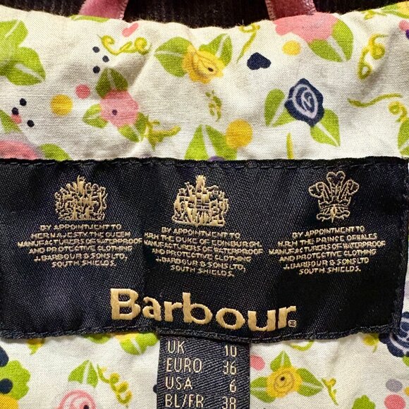 Barbour Women’s Classic Waxed Beadnell Jacket - Picture 6 of 8